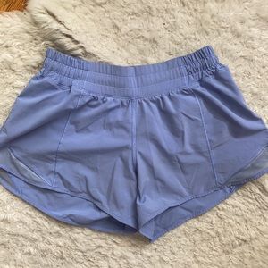 Lululemon Hotty Hot Low Rise Short 4”